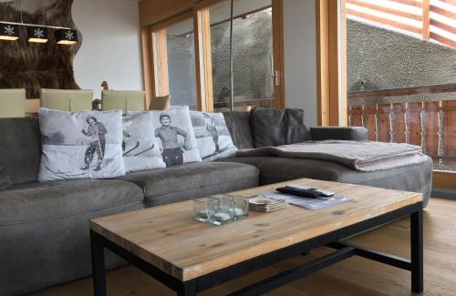 Veysonnaz Apartment | Ski-In, Ski-Out 4, Veysonnaz