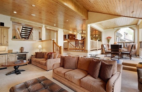 Snowmass Village Condo | Ski in/ski out 4BR residence in Snowmass Village - onsite pool & hot tubs!