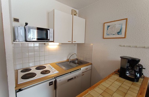 Montgenevre Apartment | Ski-in/ski-out apartment 6 pax, balcony, pets allowed