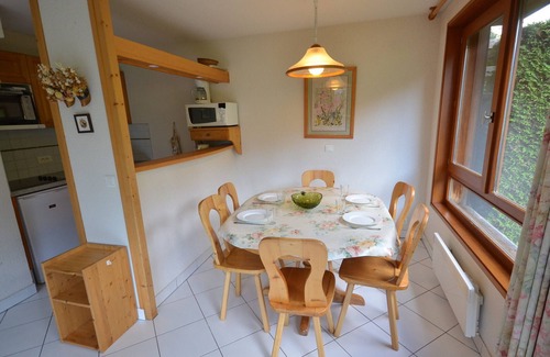 Les Gets Apartment | Ski-In/Ski-Out Apartment in Les Gets - 3 Stars, Balcony, Mountain Views, Free Shuttle