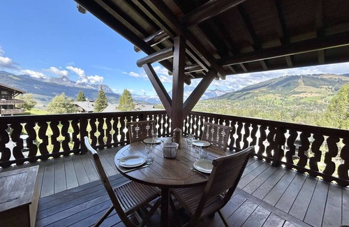 Megeve Apartment | Ski-In/Ski-Out Apartment, 3 Rooms + Cabin, 6 Guests, Terrace, Parking - Megève
