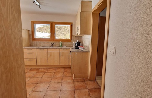 Saas-Fee Apartment | Ski-in, ski-out flat with terrace in house Snowfun A