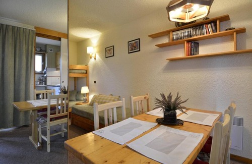 Belle Plagne Apartment | Ski-in/ski-out & foot of the slopes, Ground floor, view ski slopes, tv, ski locker, 28m², La Plagne