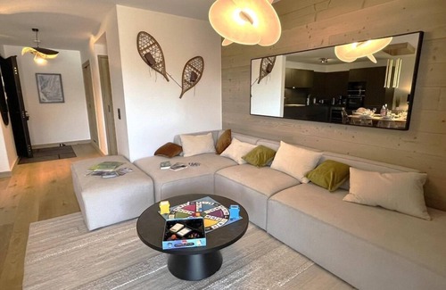 Bergers Apartment | Ski-in/ski-out & foot of the slopes, 4th floor, swimming pool, parking, tv, ski locker, 98m²