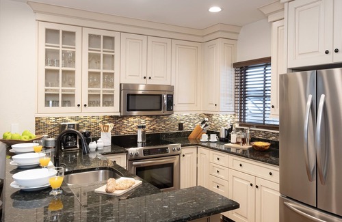 Highlands Townhomes House | Ski-in/Ski-out From Your Doorstep| Chalet Fortessa