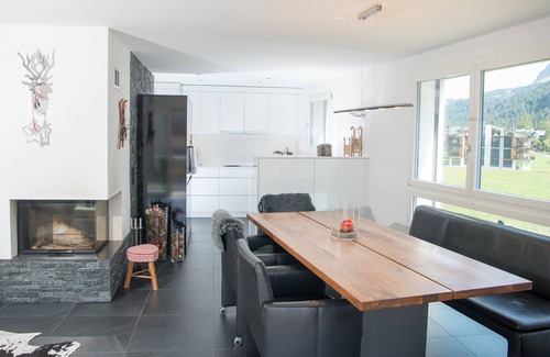 Parpan Apartment | Ski in-Ski out holiday flat Heimberg in Parpan- Lenzerheide