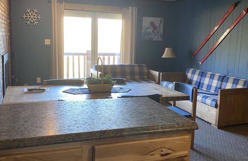 Bessemer Cabin | Ski In/Ski Out Lodging At Black River Basin