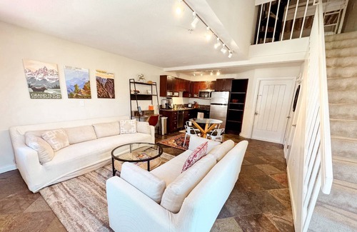 Mountain Village Condo | Ski in/Ski out, Pet Friendly in the Heart of Mountain Village!