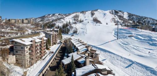 Steamboat Springs House | Ski In, Ski Out, Ski Slope Views, California King, Recently Renovated