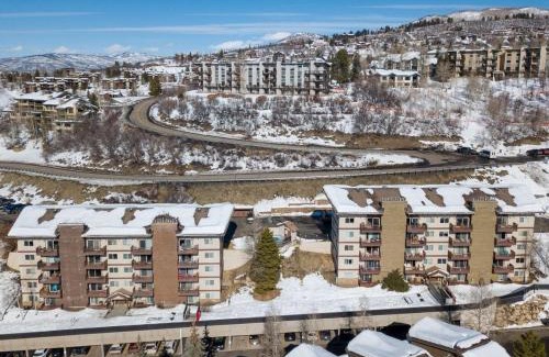 Steamboat Springs House | Ski In, Ski Out, Ski Slope Views, California King, Recently Renovated