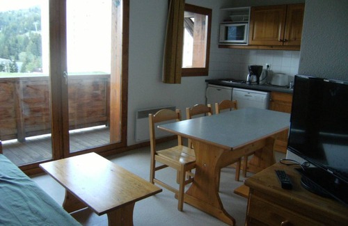 Le Devoluy Apartment | Ski in winter, hike in summer in Superdevoluy for 4/6 people