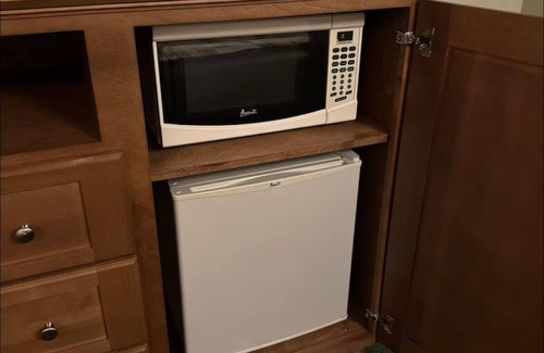 Bellaire Condo | Ski Lodge w Pool/HotTub/Golf & Beach Club Access!