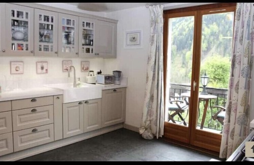 Saint-Jean-dʼAulps Ski Chalet | Ski/Summer Chalet in Bas Thex near Morzine