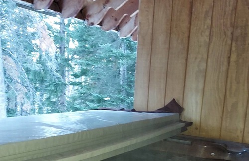 Salt Lake Mountain Resorts Cabin | Ski to Cabin from Brighton Ski Resort