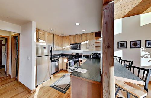 Ptarmigan Mountain House | Ski Your Heart Out
