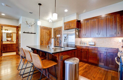 Historic District Condo | Skiers and outdoor lovers PARADISE, in the heart of Breckenridge~5 Mins to lift!