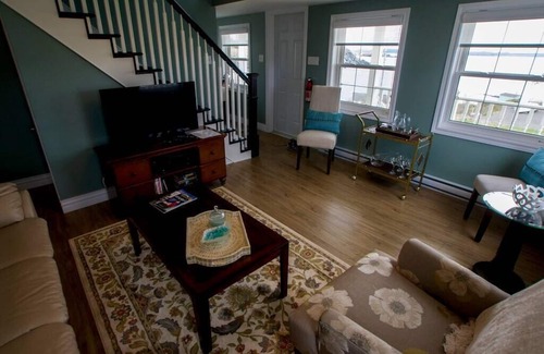 Twillingate House | Skipper Tom's Summary