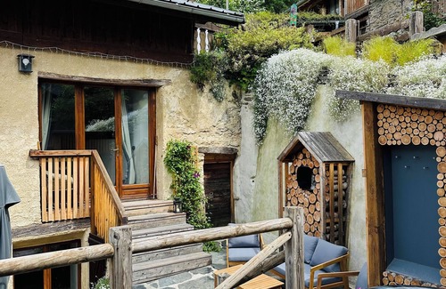 Villaroger Ski Chalet | SKIVILLAROGER - LES ARCS CHALET - 4 ENSUITE BEDROOMS OUTDOOR HOT TUB & TERRACE