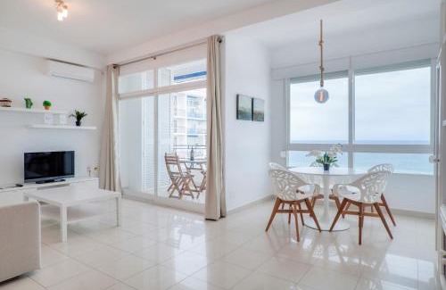 Marbella City Centre Apartment | Skol Sea Views Apartments