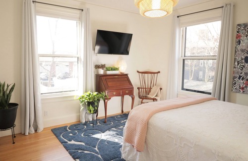 West End Hotel | Skolfield Inn, Parking, Self-check-in, Garden 4