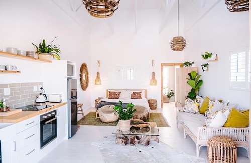 Port Elizabeth Apartment | Skoon Seaside Accommodation