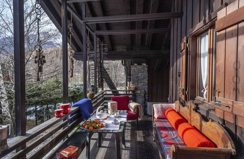 Courmayeur Ski Chalet | Sky and retreat in a charme house in Courmayeur!