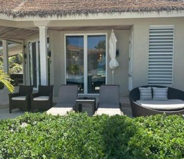 Governor's Harbour House | Sky Beach Club Bungalow 3 Steps from Beach With Club, Pool bungalow
