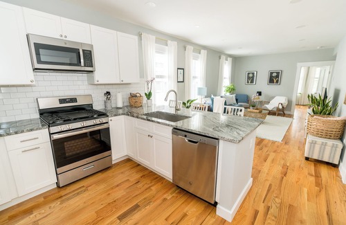 Prospect Hill Apartment | Sky Blue: Spacious, Close to Yale & Downtown New Haven!