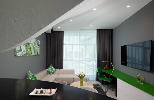 Al Khabaisi Hotel | Sky Garden Suite Near Mall City Center Deira