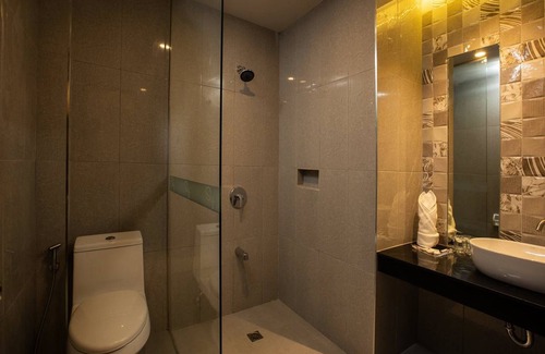 Bacolor Hotel | Sky Hotel Pampanga