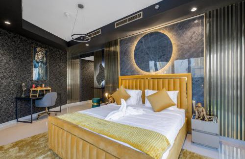 Downtown Dubai Apartment | Sky Pool Gem with Iconic Burj Khalifa Views 3Br apartment in Paramount Hotel Midtown