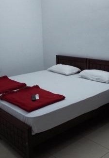 Irinjalakuda Hotel | Sky Residency Lodge