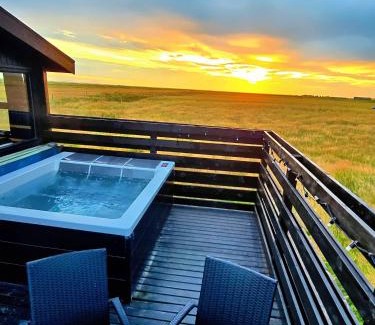 Storidalur House | Sky Retreat & Private Jacuzzi