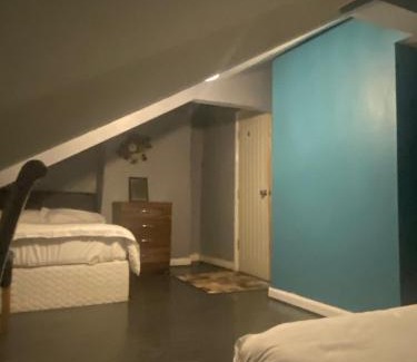 Newcastle-upon-Tyne Apartment | Sky's City Centre Apartments next to St James Park