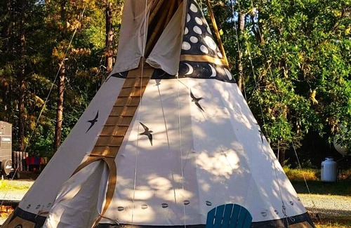 Cave Junction Apartment | Sky Spirit -Luxury Glamping 18' Tipi - Restrooms and Showers are only a short walk away.