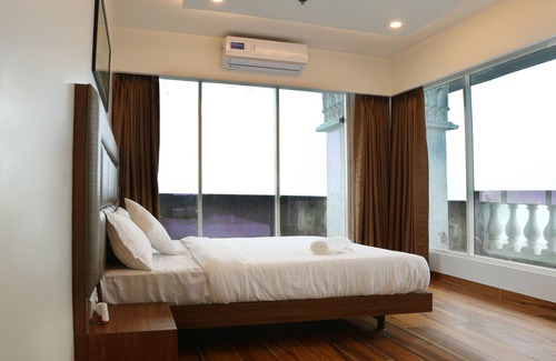 Sanpada Hotel | Sky suites by Monarch