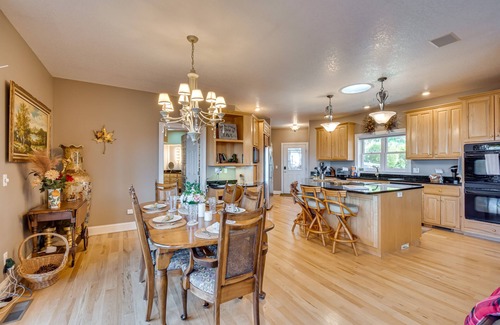 Dillard House | Sky Valley Home w/Mtn View, 5 Mi to Rabun Bald!