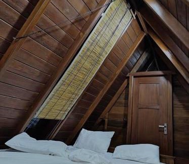 Kaduruduwa Hotel | Sky View Cabin Unawatuna