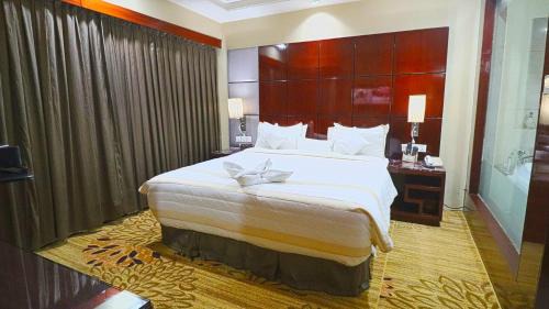 Old Gurgaon Hotel | SkyCity Hotel Gurgaon