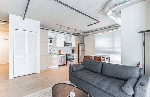 Gateway District Apartment | Skyline 776 - Combined 1-BR & Studio