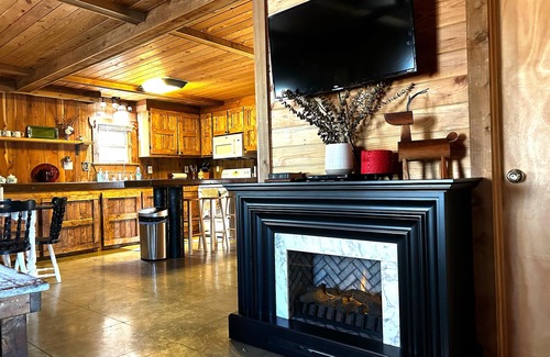 Princeton Cabin | Skyline Cabin Minutes to Walls of Jericho