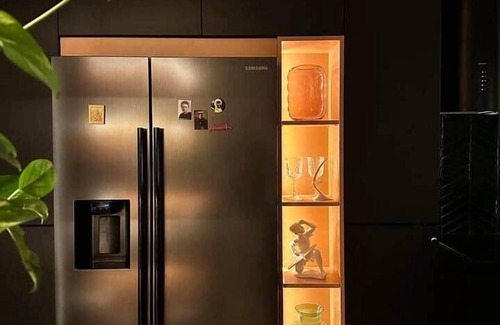 Nove Mesto Apartment | Skyline elegance with free parking