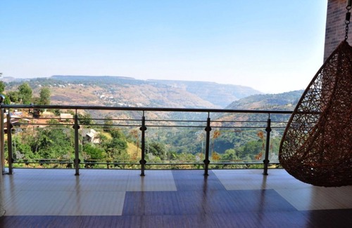 Bhilar Villa | Skyline Serenity by Joy Suites