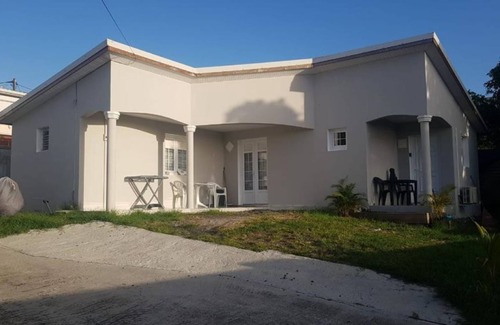Schoelcher House | Skys Villa to Shoelcher