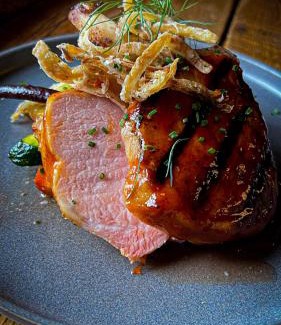 Queens Square Hotel | Slaymaker & Nichols Gastro House & Inn