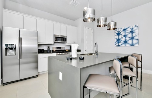 Reunion Hotel | Sleek Condo near Disney with Resort & Waterpark Access - B26-108