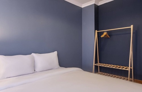 Maltepe Apartment | Sleek Flat near Public Transportation in Maltepe