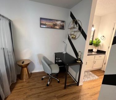 Northwest Dallas Apartment | SLEEK LUXE GEM DownTown Dallas 2Bd 2Ba