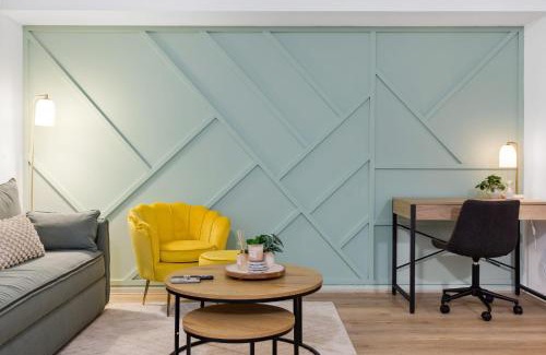 Northbridge Apartment | Sleek Northbridge Getaway