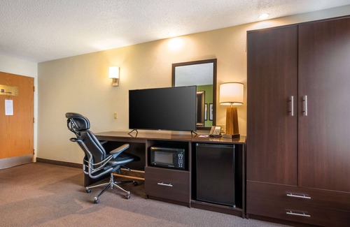 Henderson Hotel | Sleep Inn Henderson-Evansville South